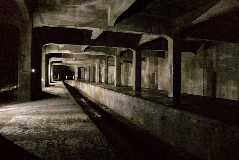 Illustration for article titled Arquitectura bajo tierra del pasado: las estaciones de metro
fantasma
